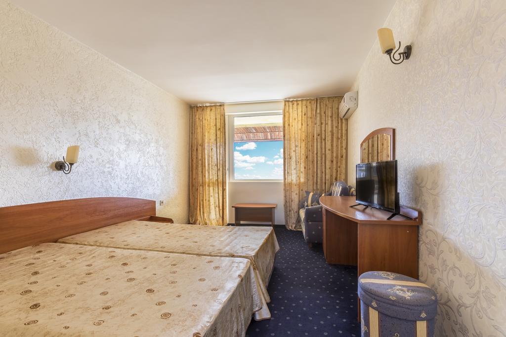 Hotel Tsjernomorets Eksteriør bilde